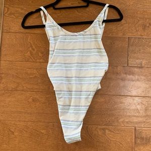 Aritzia TNA’90s Cozumel bodysuit
